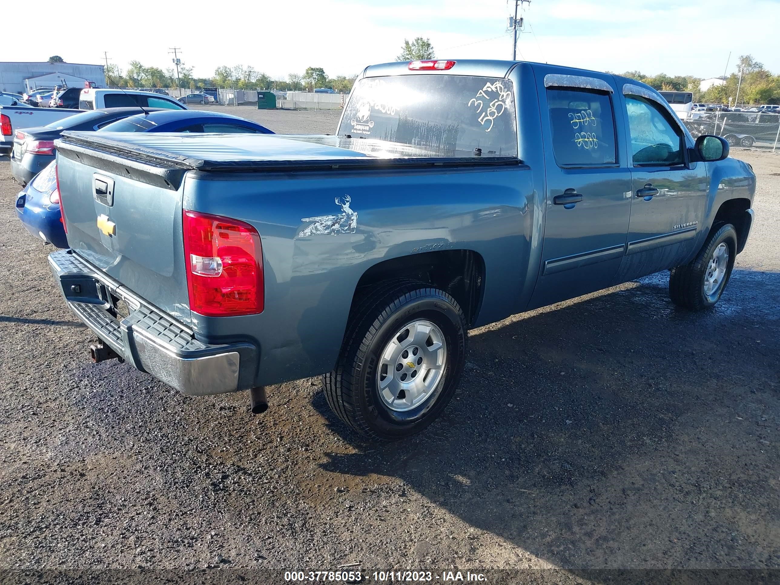 Photo 3 VIN: 3GCPKSE73DG347995 - CHEVROLET SILVERADO 