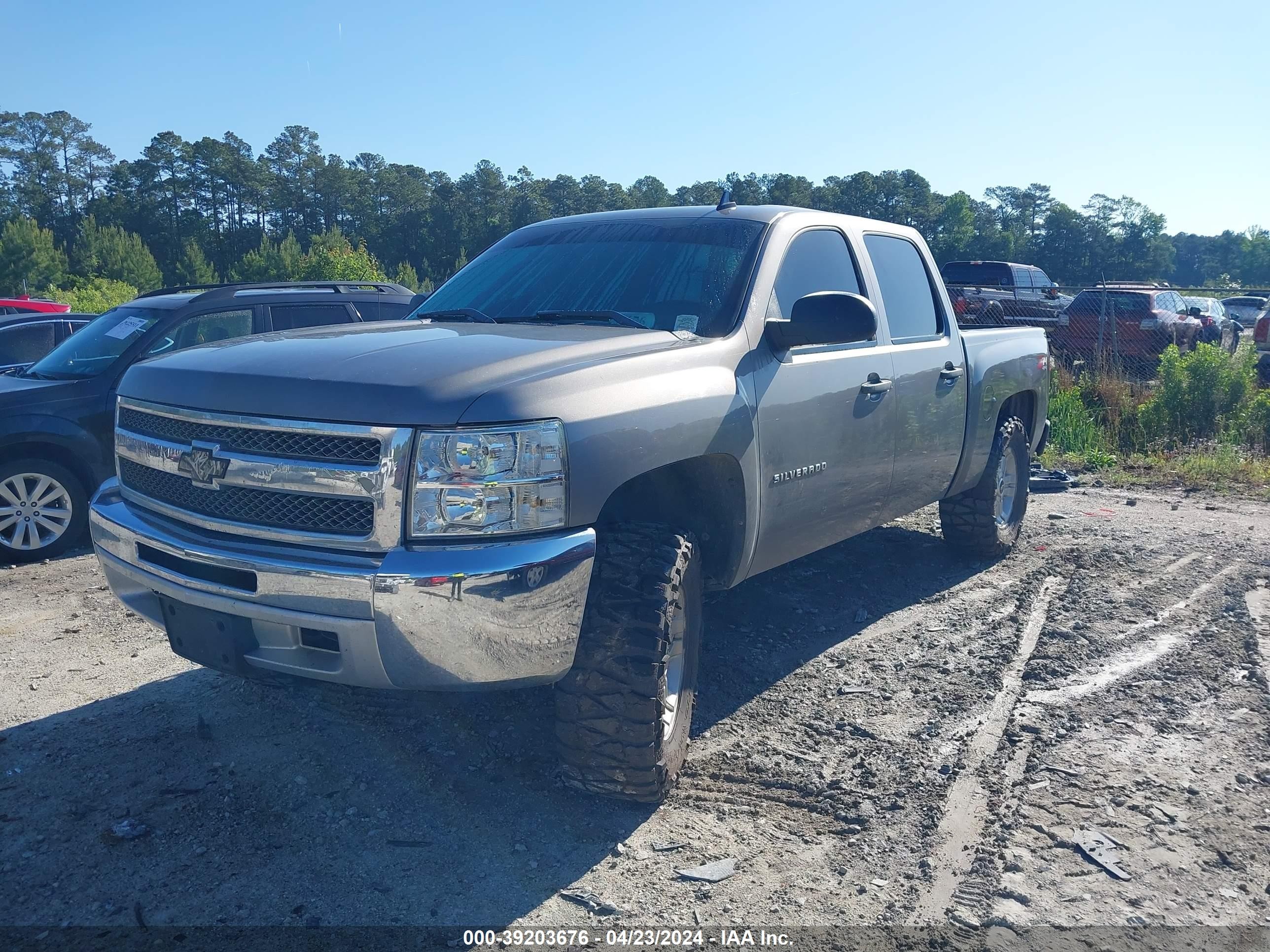 Photo 1 VIN: 3GCPKSE74CG265188 - CHEVROLET SILVERADO 