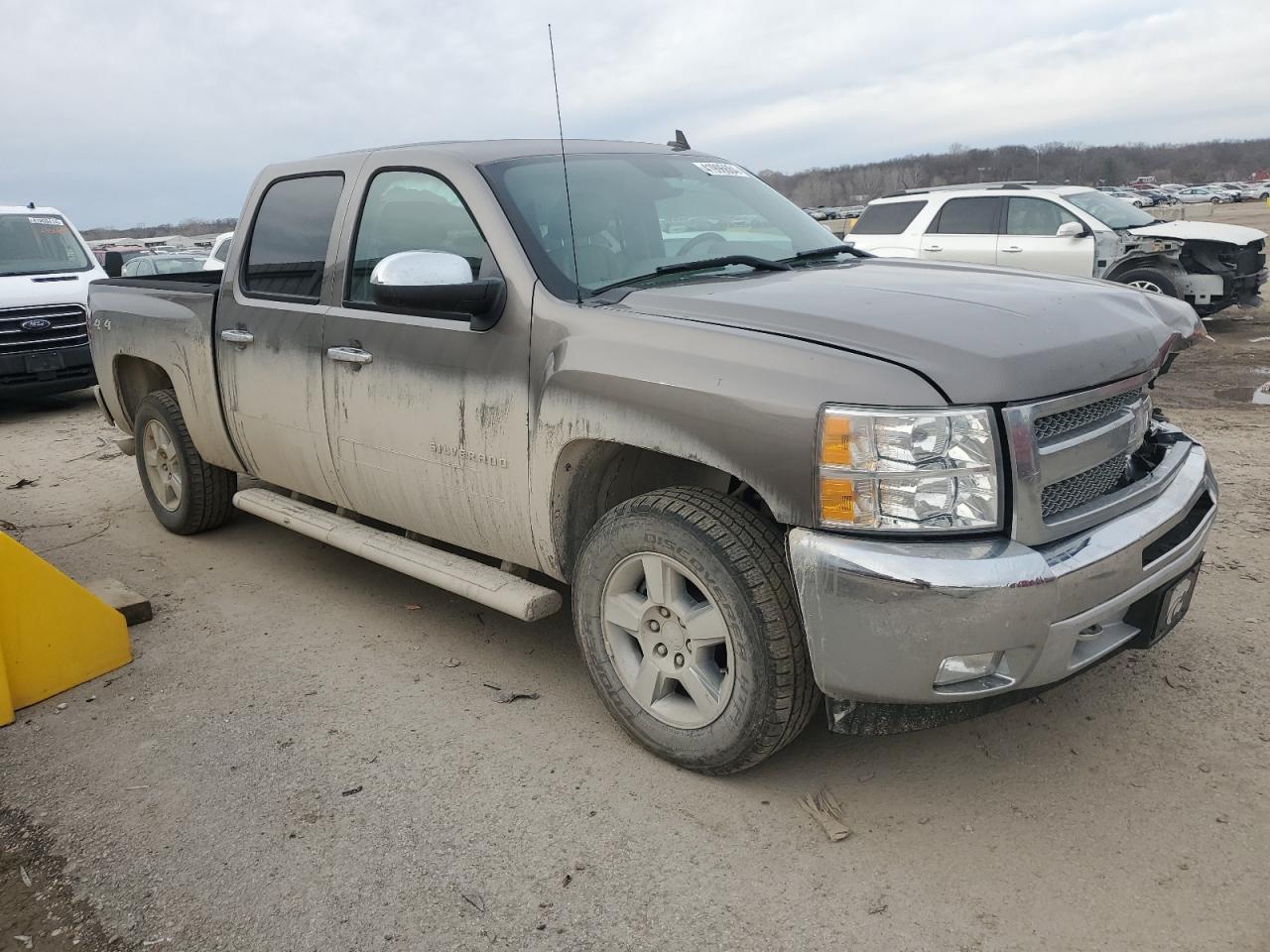 Photo 3 VIN: 3GCPKSE74CG307553 - CHEVROLET SILVERADO 