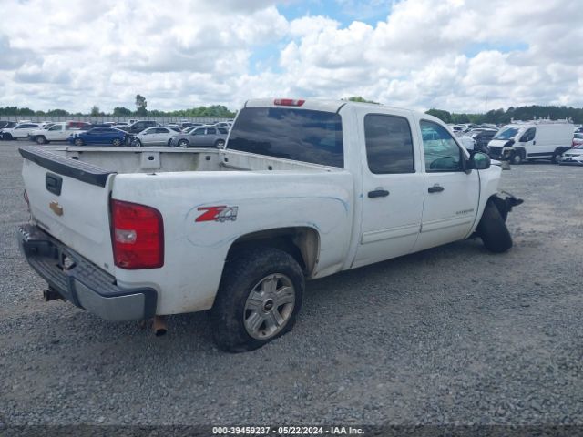 Photo 3 VIN: 3GCPKSE74DG307294 - CHEVROLET SILVERADO 