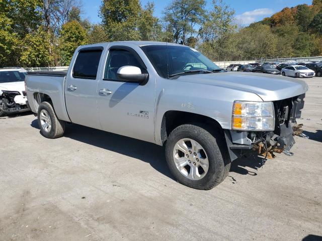 Photo 3 VIN: 3GCPKSE74DG341199 - CHEVROLET SILVERADO 