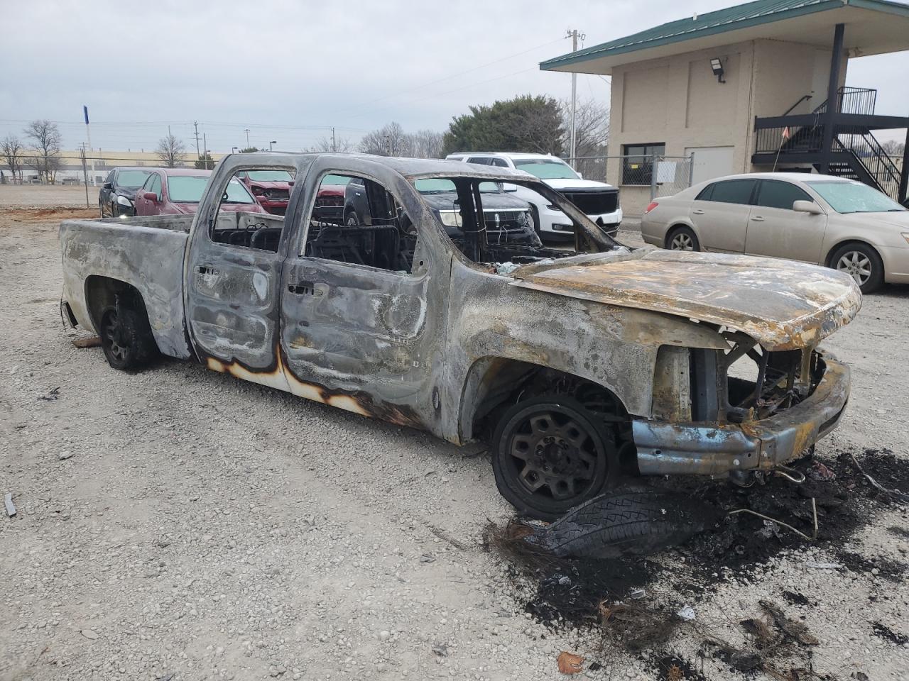 Photo 3 VIN: 3GCPKSE75CG200141 - CHEVROLET SILVERADO 