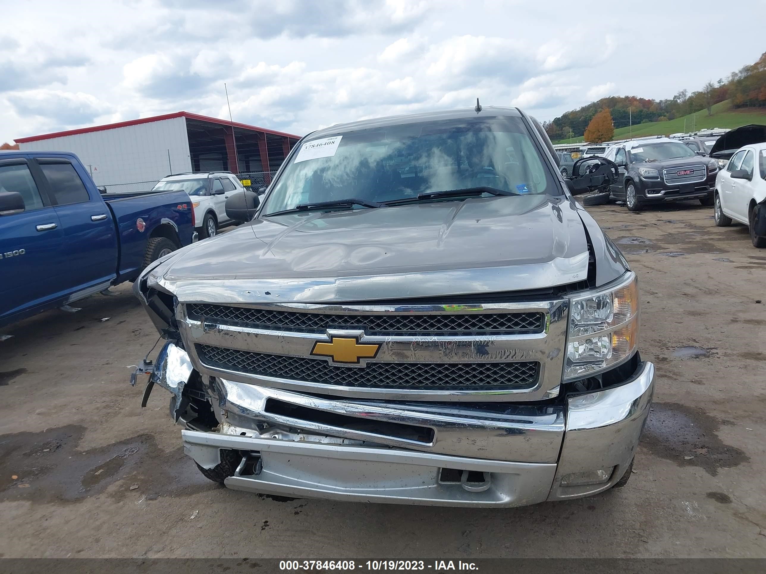 Photo 11 VIN: 3GCPKSE75DG272975 - CHEVROLET SILVERADO 