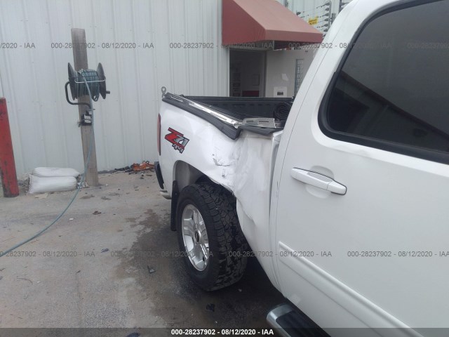 Photo 5 VIN: 3GCPKSE75DG293373 - CHEVROLET SILVERADO 1500 