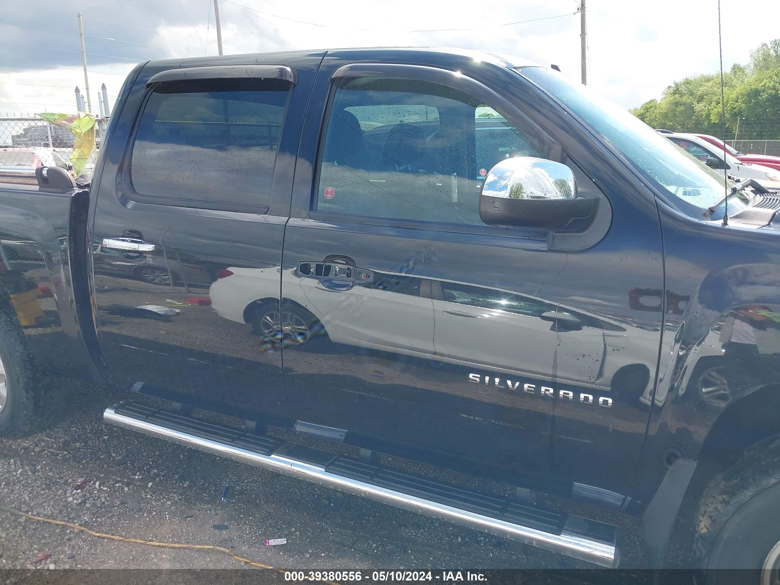 Photo 11 VIN: 3GCPKSE76CG291713 - CHEVROLET SILVERADO 