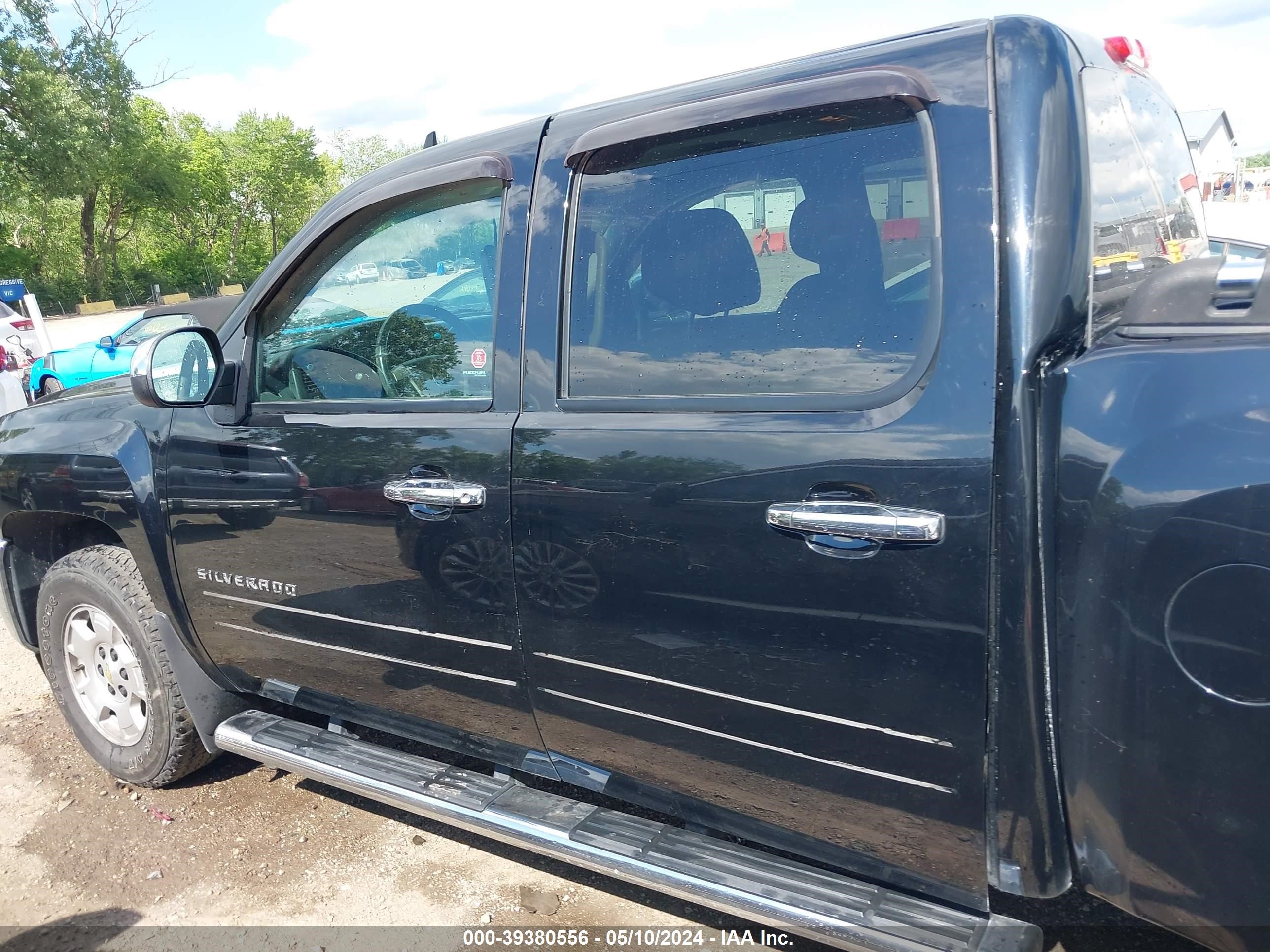 Photo 12 VIN: 3GCPKSE76CG291713 - CHEVROLET SILVERADO 