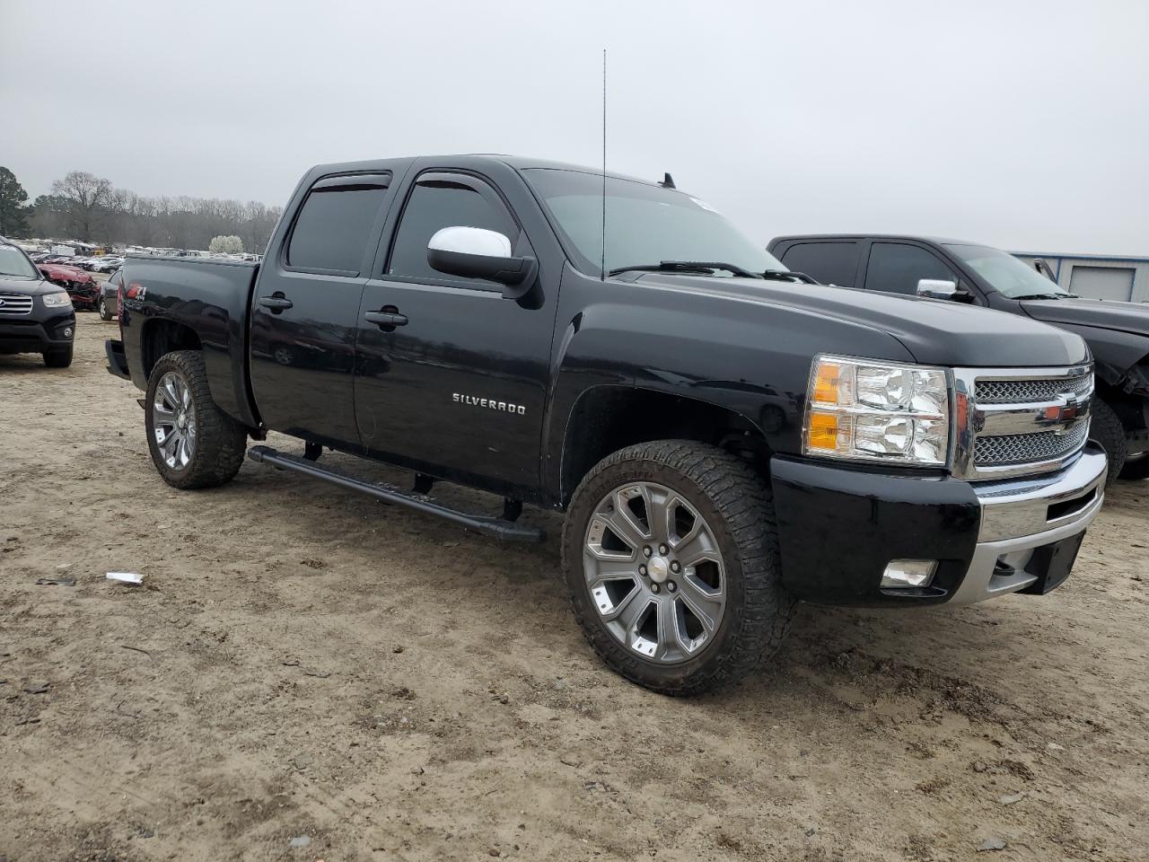 Photo 3 VIN: 3GCPKSE77CG294698 - CHEVROLET SILVERADO 