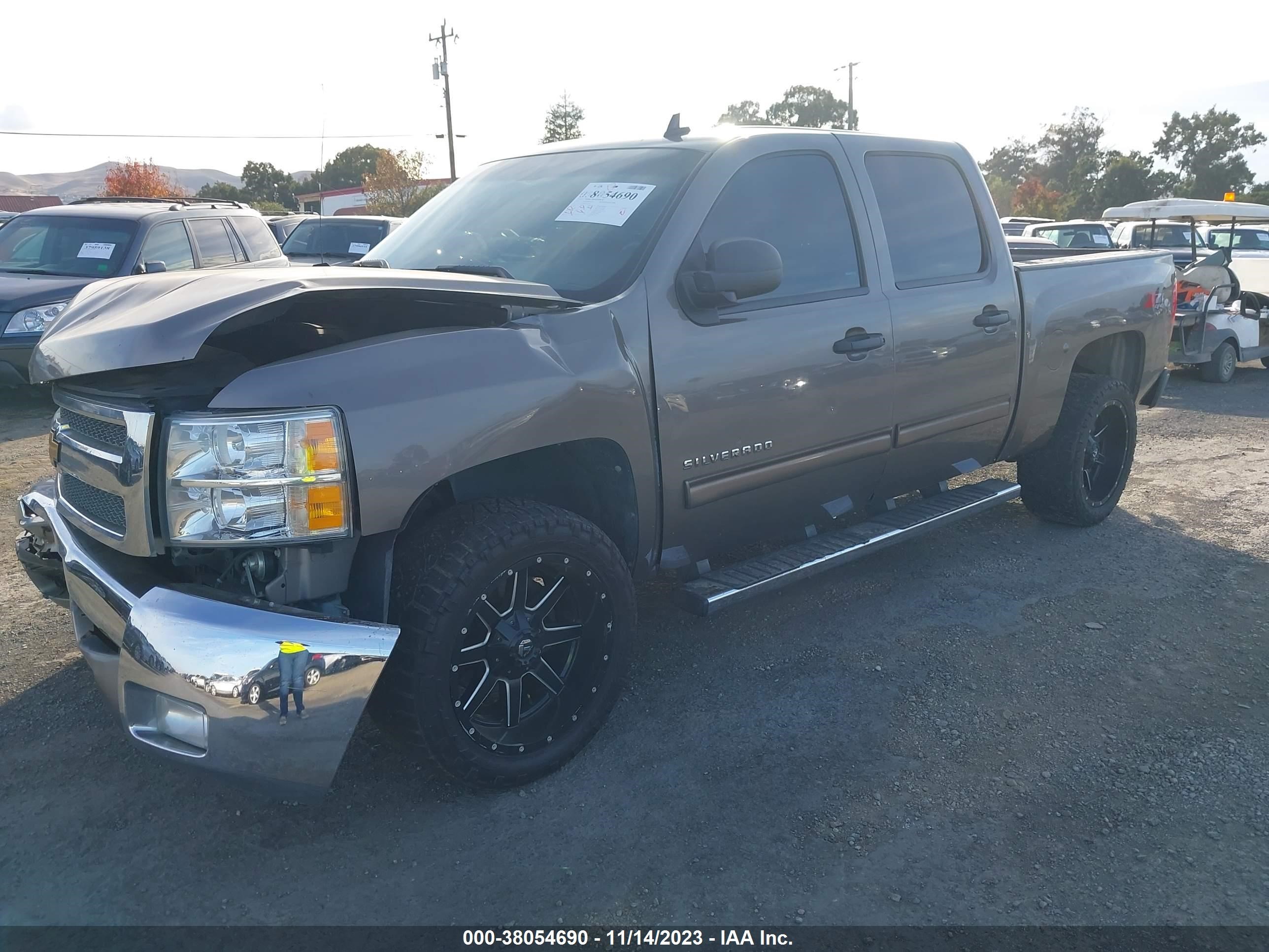 Photo 1 VIN: 3GCPKSE78CG211246 - CHEVROLET SILVERADO 