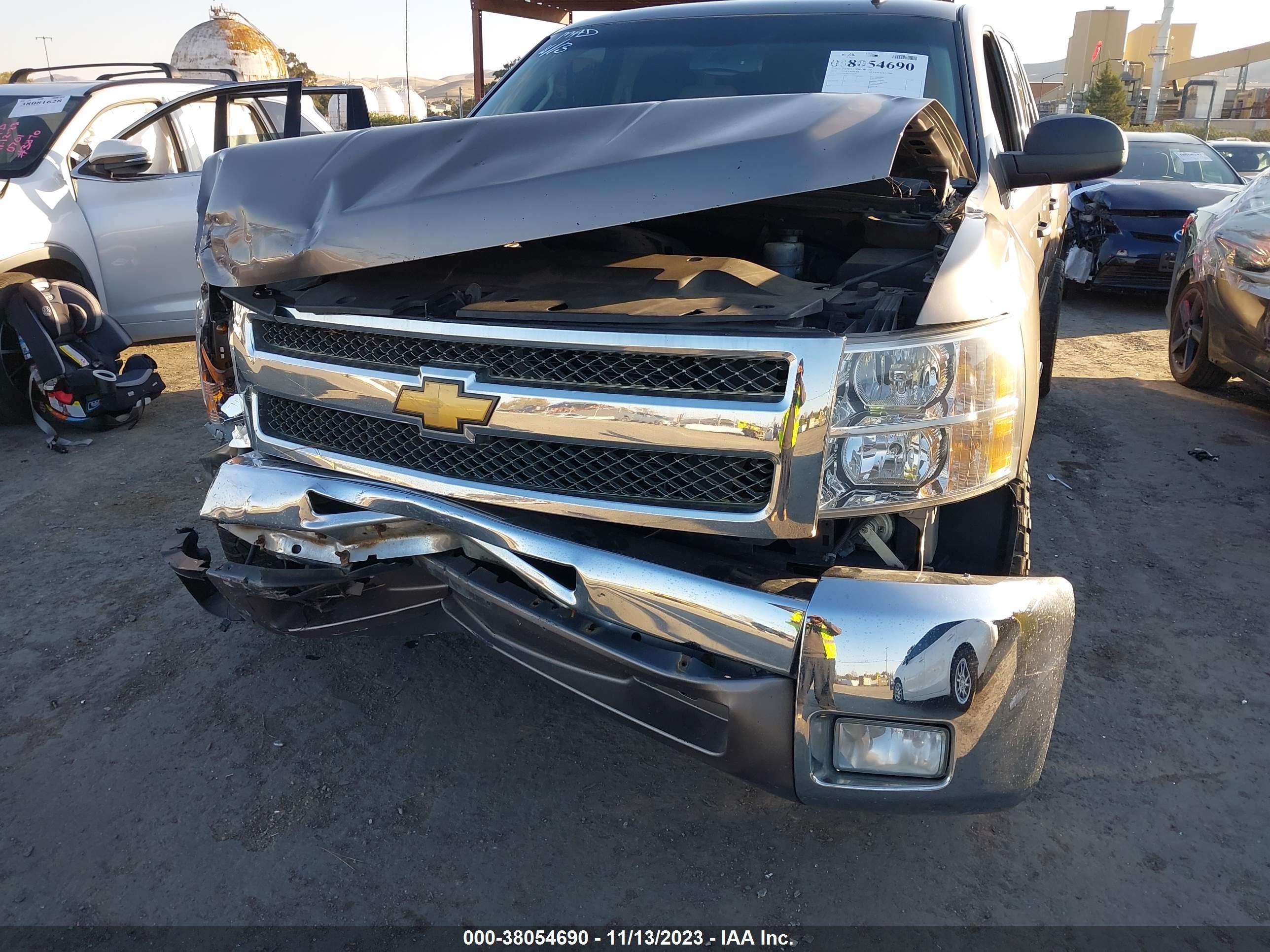 Photo 5 VIN: 3GCPKSE78CG211246 - CHEVROLET SILVERADO 