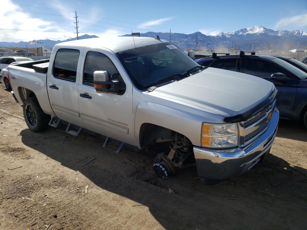 Photo 3 VIN: 3GCPKSE78DG139921 - CHEVROLET SILVERADO 