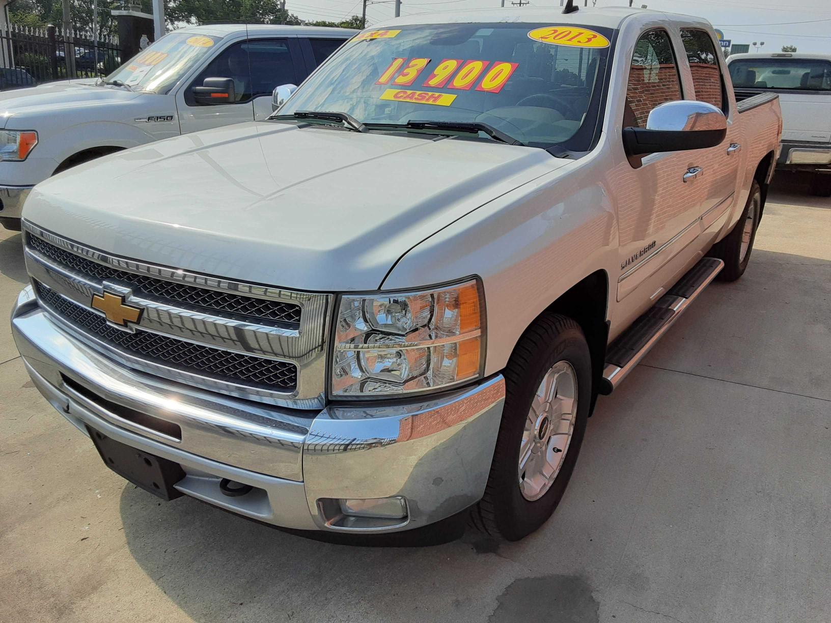 Photo 1 VIN: 3GCPKSE78DG215024 - CHEVROLET SILVERADO 