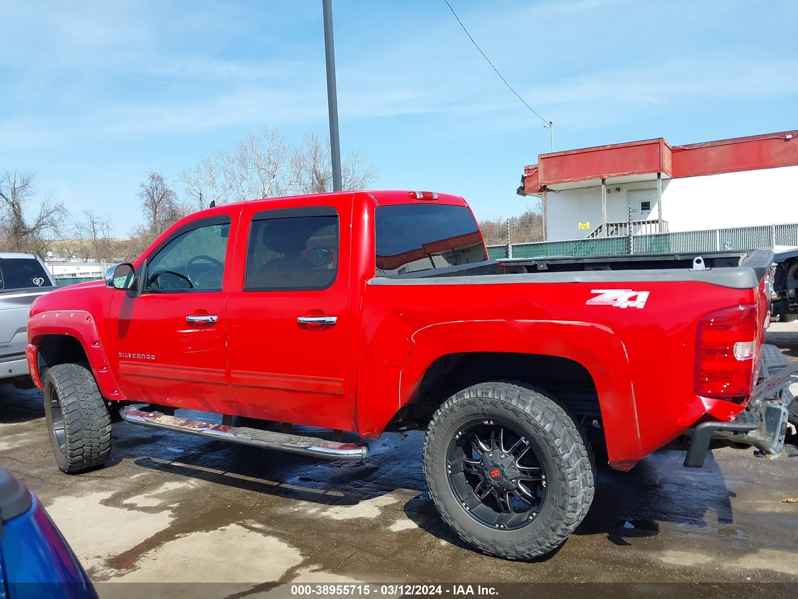 Photo 14 VIN: 3GCPKSE7XCG174345 - CHEVROLET SILVERADO 