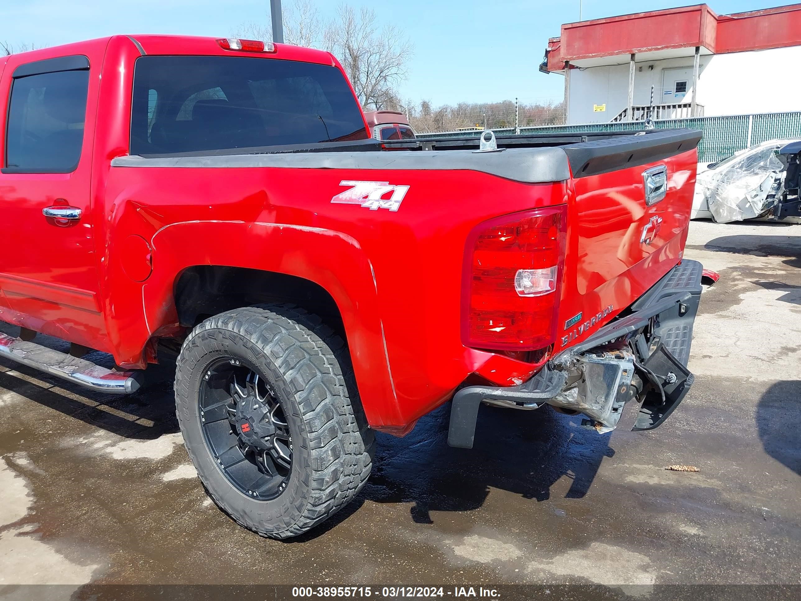 Photo 17 VIN: 3GCPKSE7XCG174345 - CHEVROLET SILVERADO 