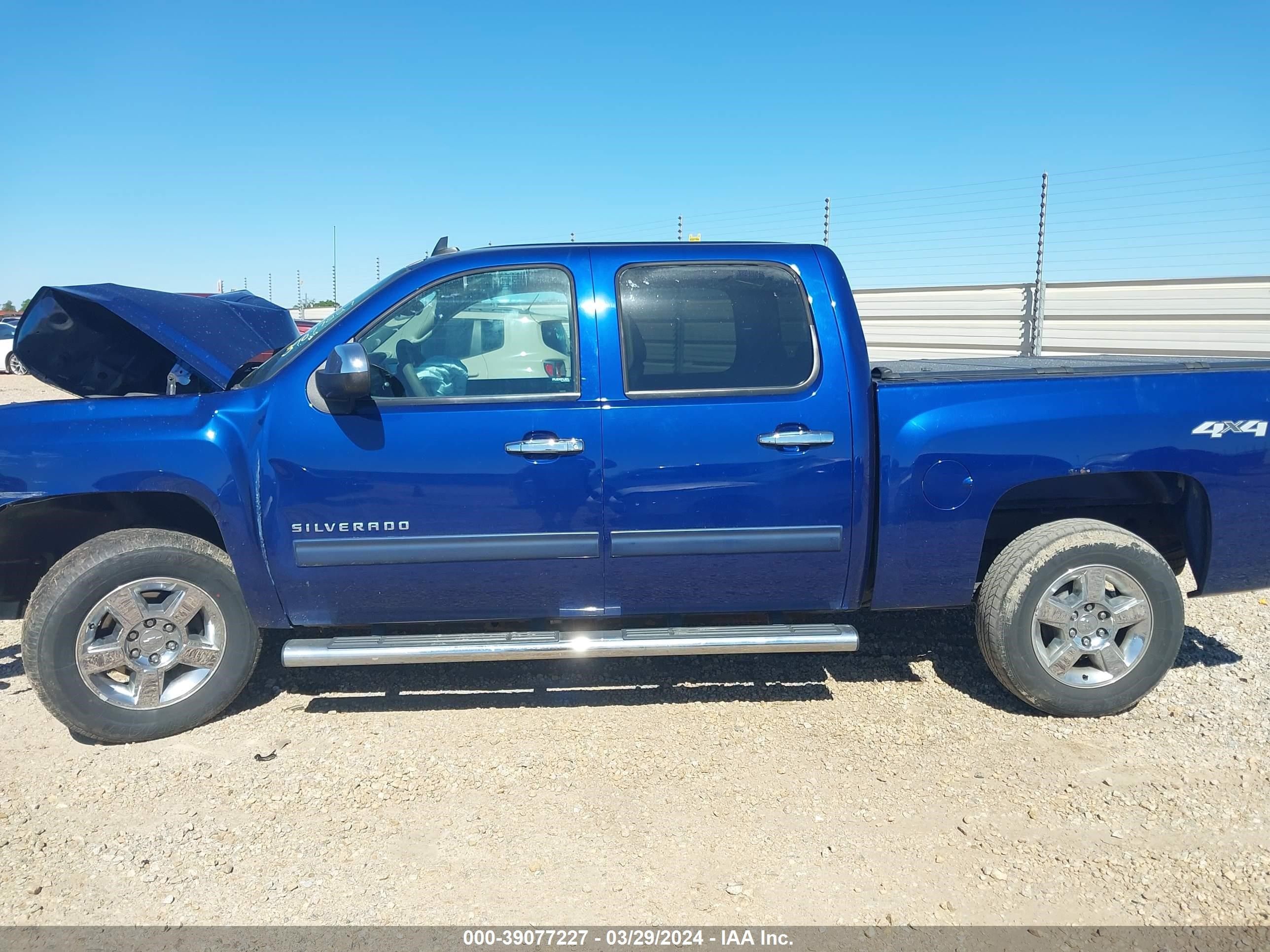 Photo 13 VIN: 3GCPKSE7XDG133375 - CHEVROLET SILVERADO 