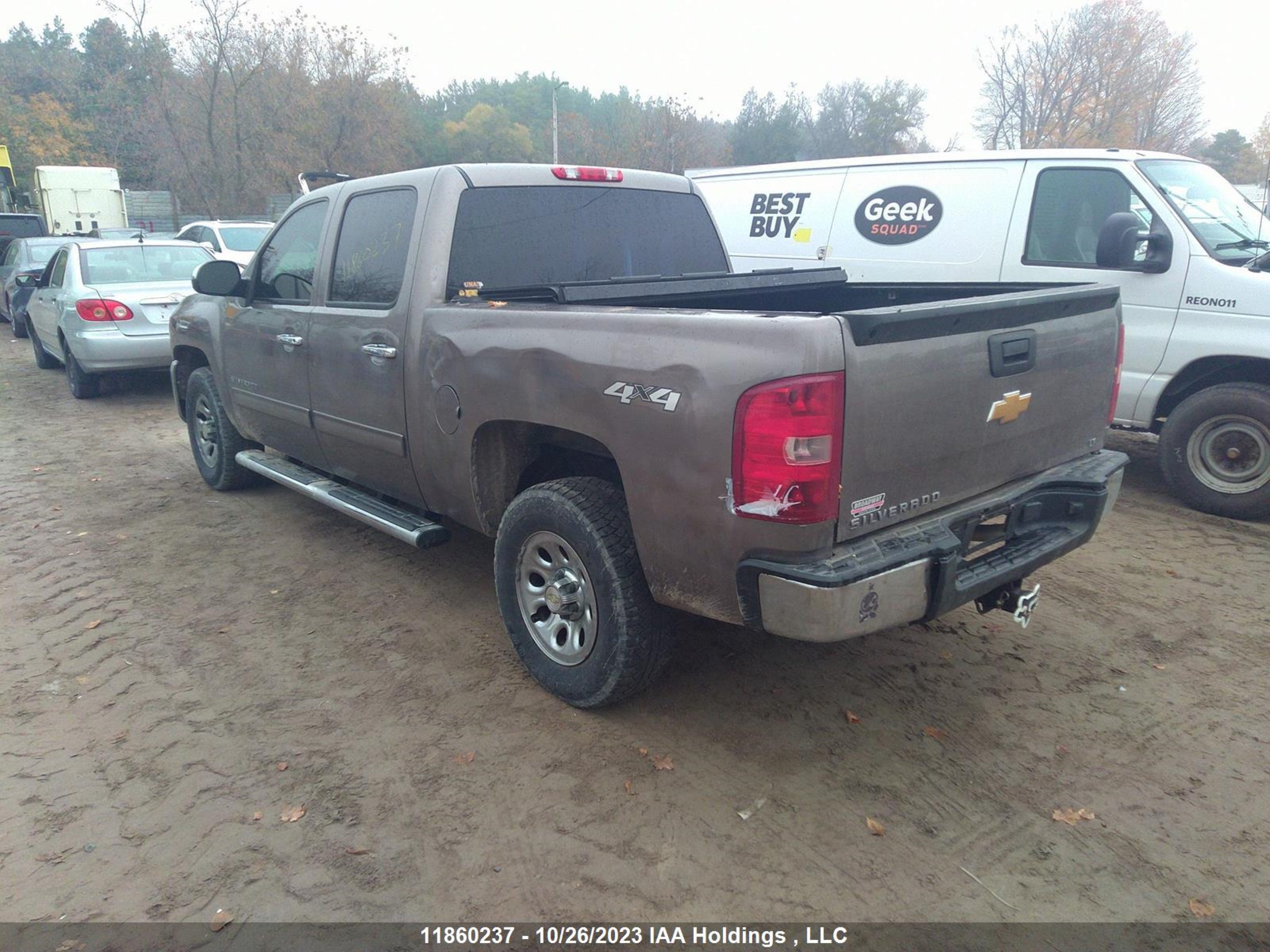 Photo 2 VIN: 3GCPKSEA9CG231176 - CHEVROLET SILVERADO 