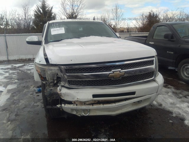 Photo 5 VIN: 3GCPKTE29BG237931 - CHEVROLET SILVERADO 1500 