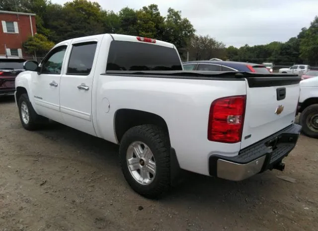 Photo 2 VIN: 3GCPKTE31BG275100 - CHEVROLET SILVERADO 1500 