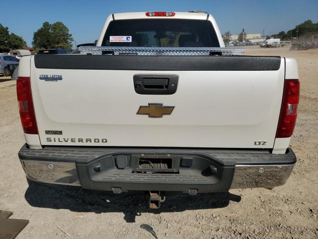 Photo 5 VIN: 3GCPKTE32BG158092 - CHEVROLET SILVERADO 