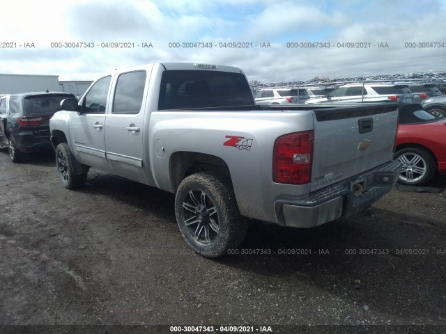 Photo 2 VIN: 3GCPKTE33BG146405 - CHEVROLET SILVERADO 1500 