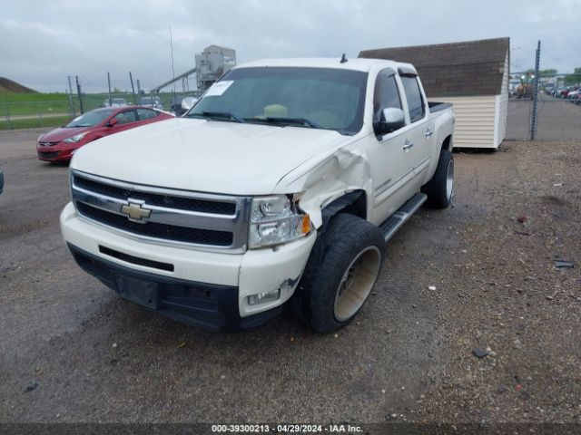 Photo 1 VIN: 3GCPKTE35BG149242 - CHEVROLET SILVERADO 