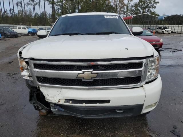 Photo 4 VIN: 3GCPKTE35BG233903 - CHEVROLET SILVERADO 