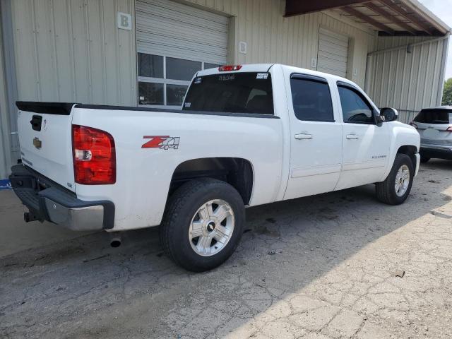 Photo 2 VIN: 3GCPKTE36BG364483 - CHEVROLET SILVERADO 