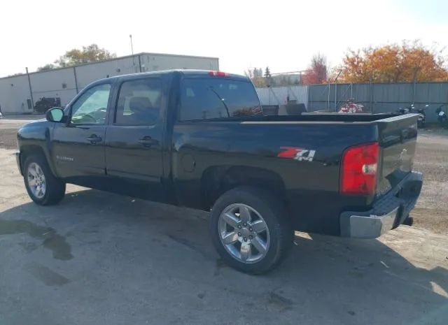 Photo 2 VIN: 3GCPKTE3XBG344186 - CHEVROLET SILVERADO 1500 