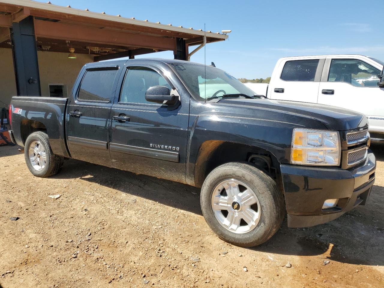 Photo 3 VIN: 3GCPKTE72DG179255 - CHEVROLET SILVERADO 