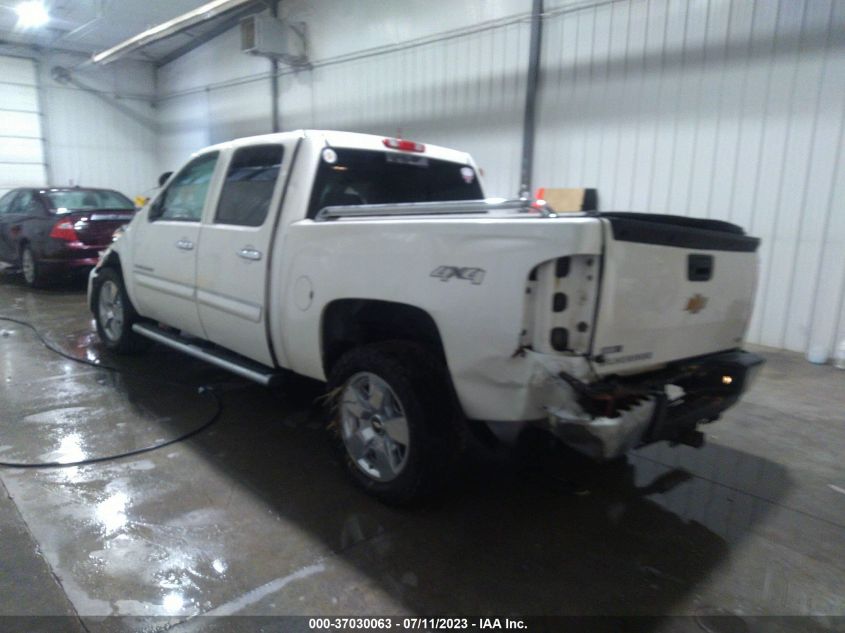 Photo 2 VIN: 3GCPKTE73DG102636 - CHEVROLET SILVERADO 