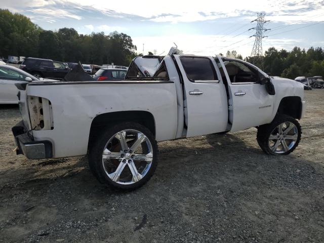 Photo 2 VIN: 3GCPKTE73DG244727 - CHEVROLET SILVERADO 