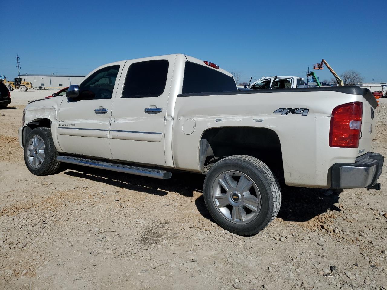 Photo 1 VIN: 3GCPKTE74CG302276 - CHEVROLET SILVERADO 