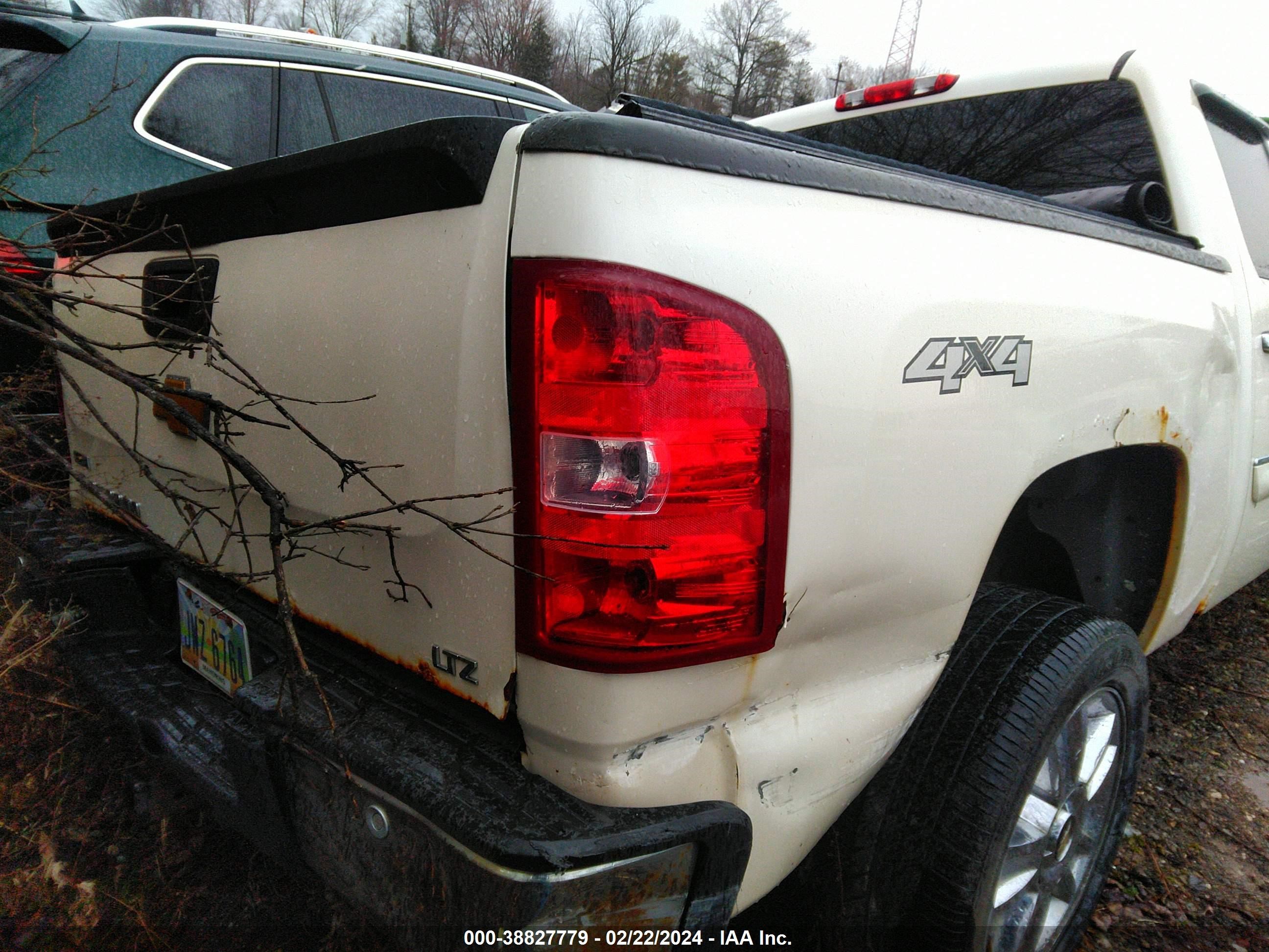 Photo 16 VIN: 3GCPKTE77CG130812 - CHEVROLET SILVERADO 