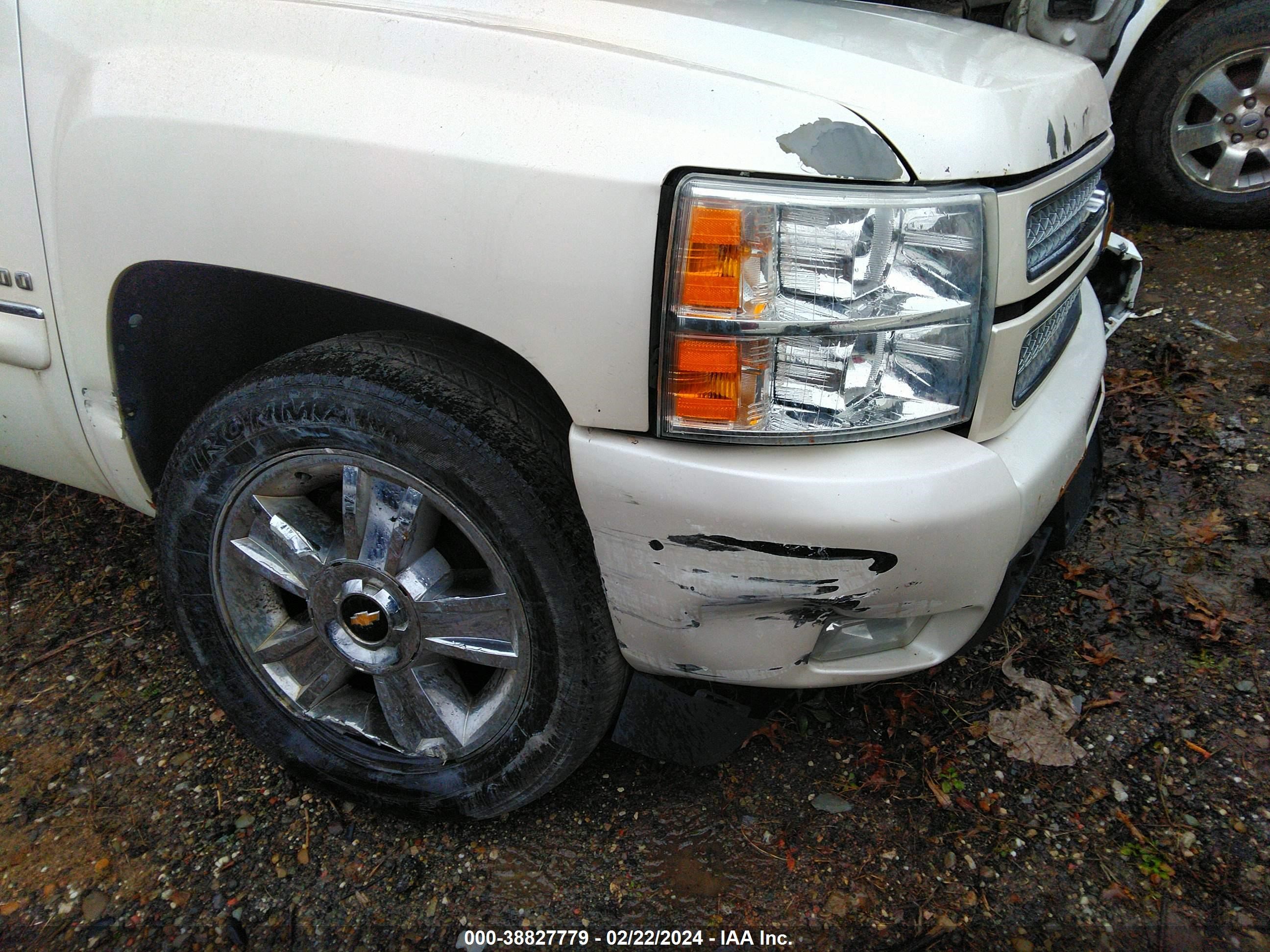 Photo 17 VIN: 3GCPKTE77CG130812 - CHEVROLET SILVERADO 