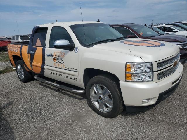 Photo 3 VIN: 3GCPKTE78DG249180 - CHEVROLET SILVERADO 