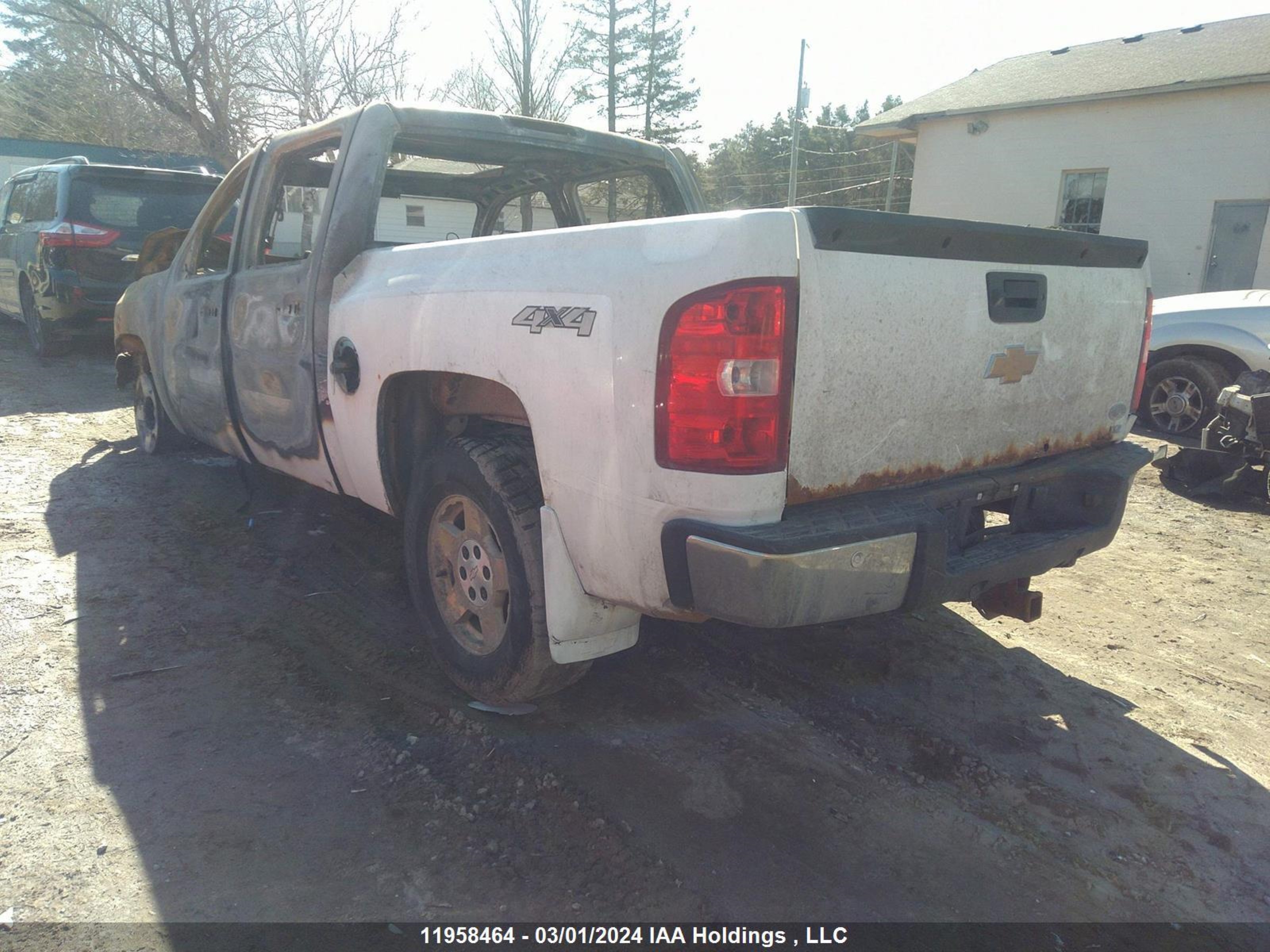 Photo 2 VIN: 3GCPKTE79CG261675 - CHEVROLET SILVERADO 