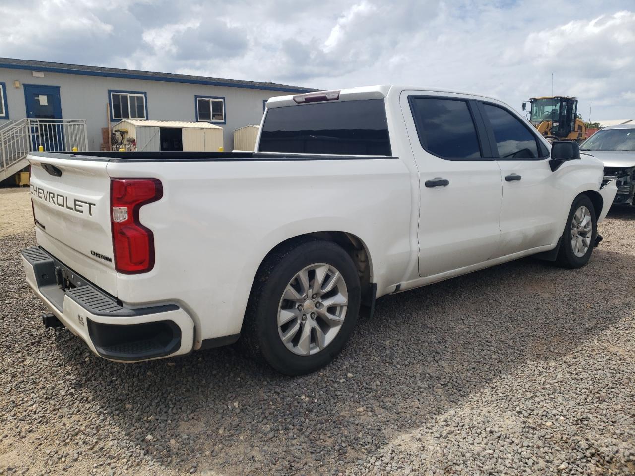 Photo 2 VIN: 3GCPWBEF6LG175956 - CHEVROLET SILVERADO 