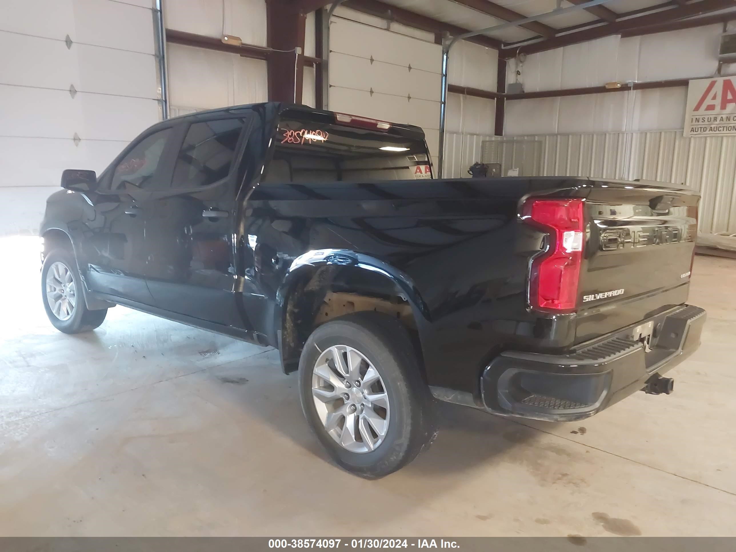 Photo 2 VIN: 3GCPWBEK5NG175740 - CHEVROLET SILVERADO 