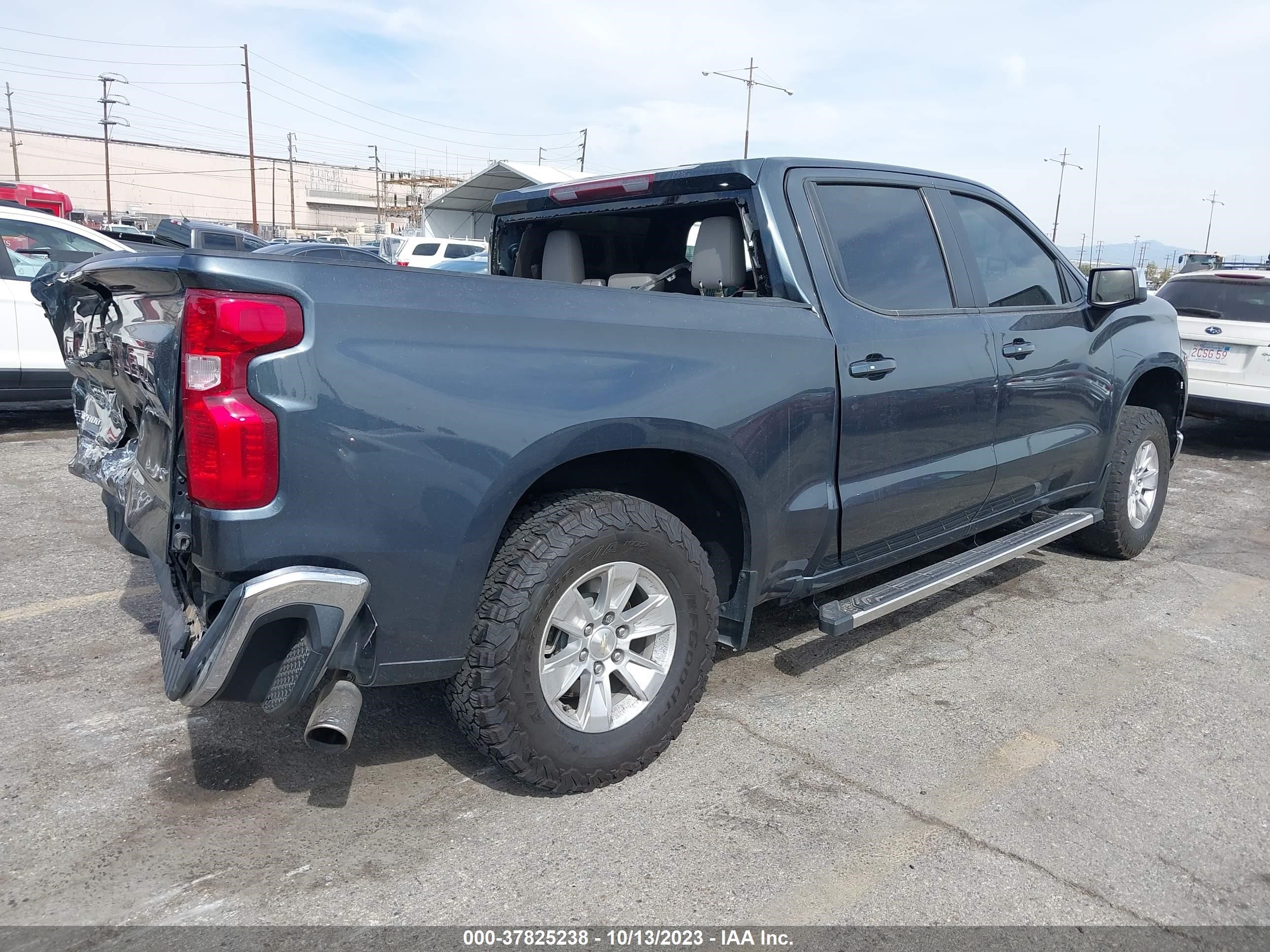 Photo 3 VIN: 3GCPWCED0KG237810 - CHEVROLET SILVERADO 