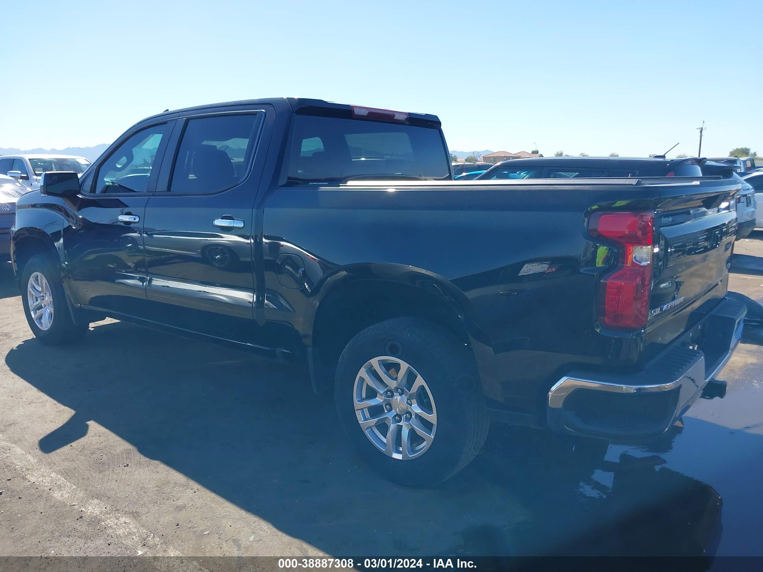 Photo 2 VIN: 3GCPWCED3KG294714 - CHEVROLET SILVERADO 