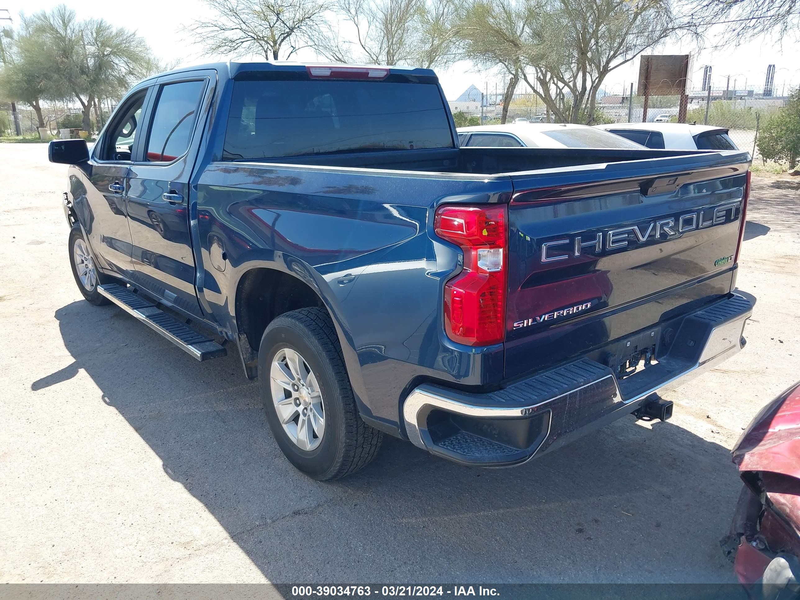 Photo 2 VIN: 3GCPWCED3MG328637 - CHEVROLET SILVERADO 