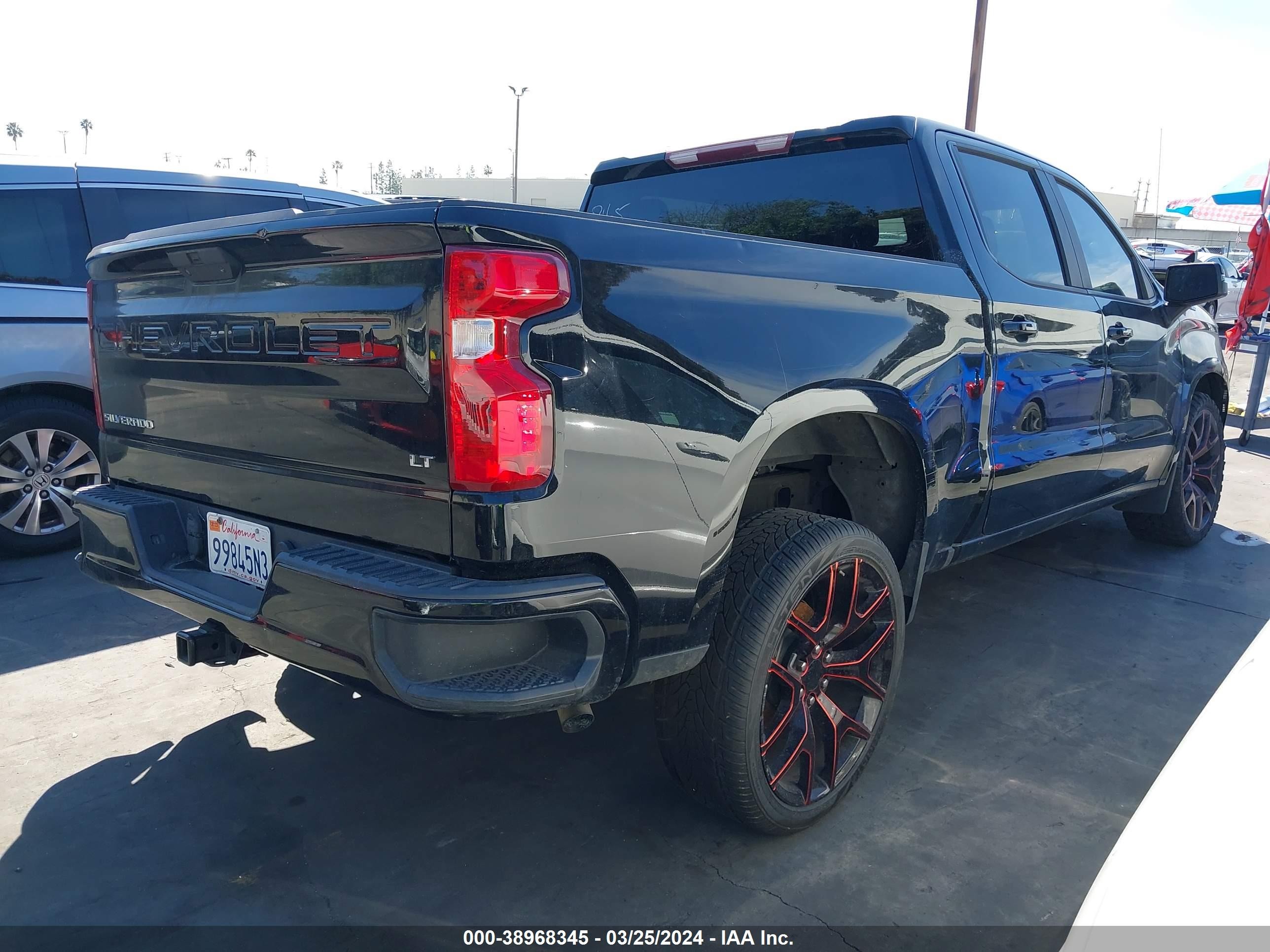 Photo 3 VIN: 3GCPWCED7MG103864 - CHEVROLET SILVERADO 