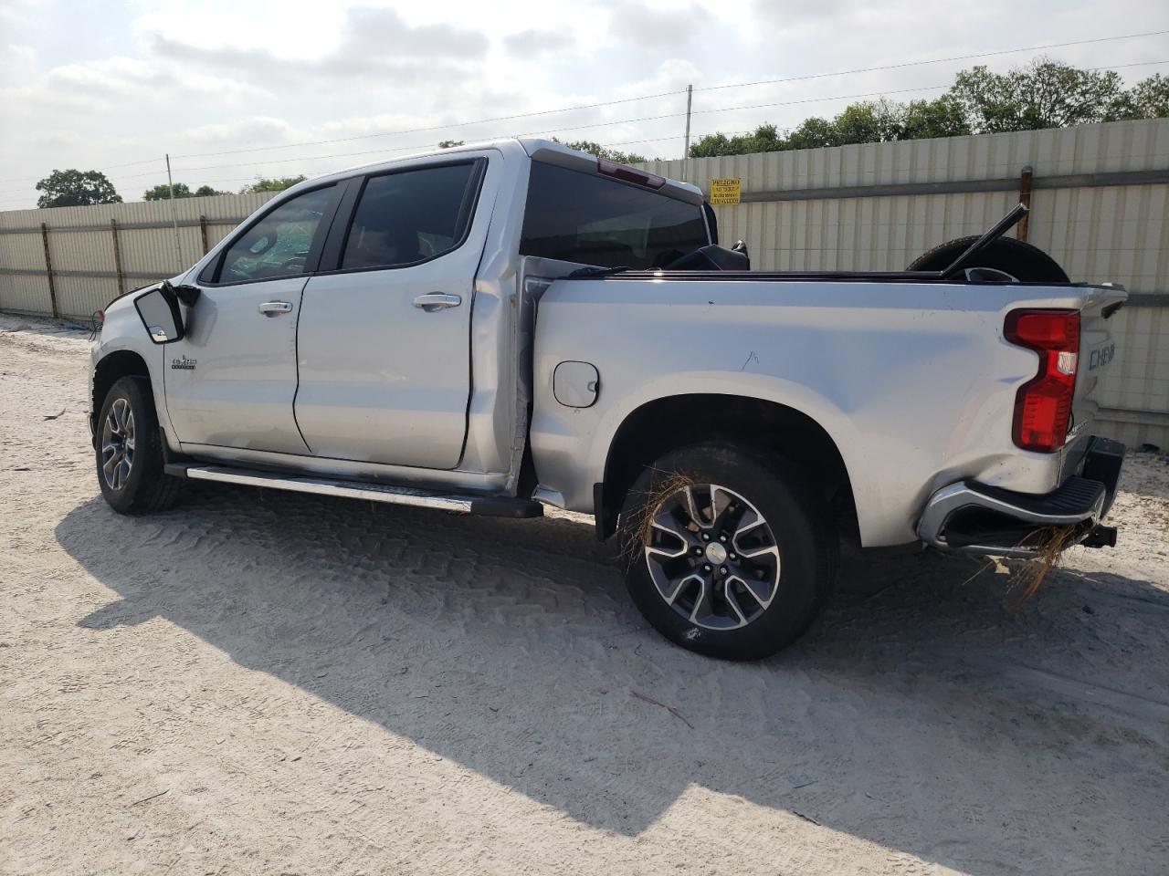 Photo 1 VIN: 3GCPWCED8MG457425 - CHEVROLET SILVERADO 