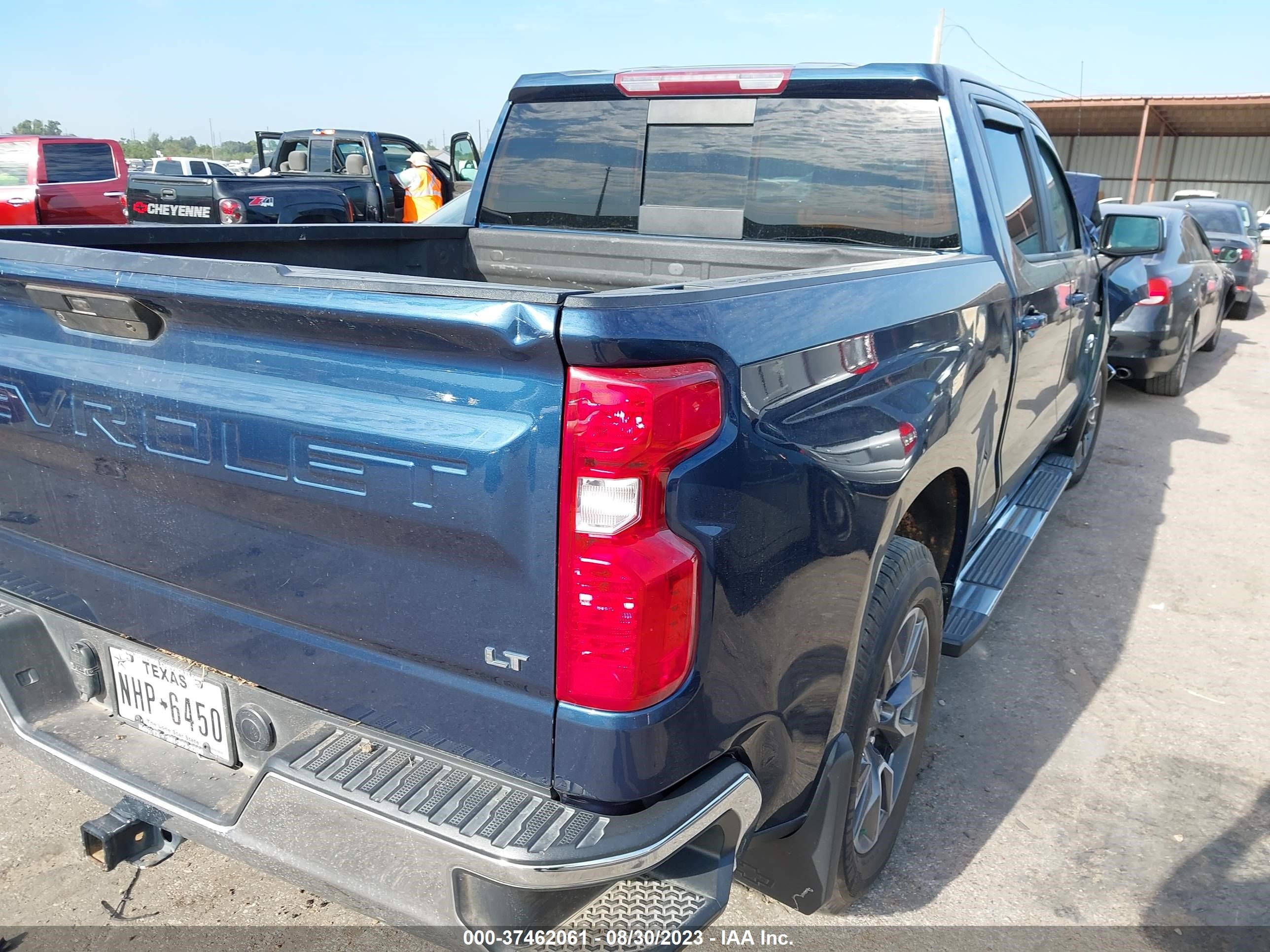 Photo 3 VIN: 3GCPWCEDXLG290922 - CHEVROLET SILVERADO 