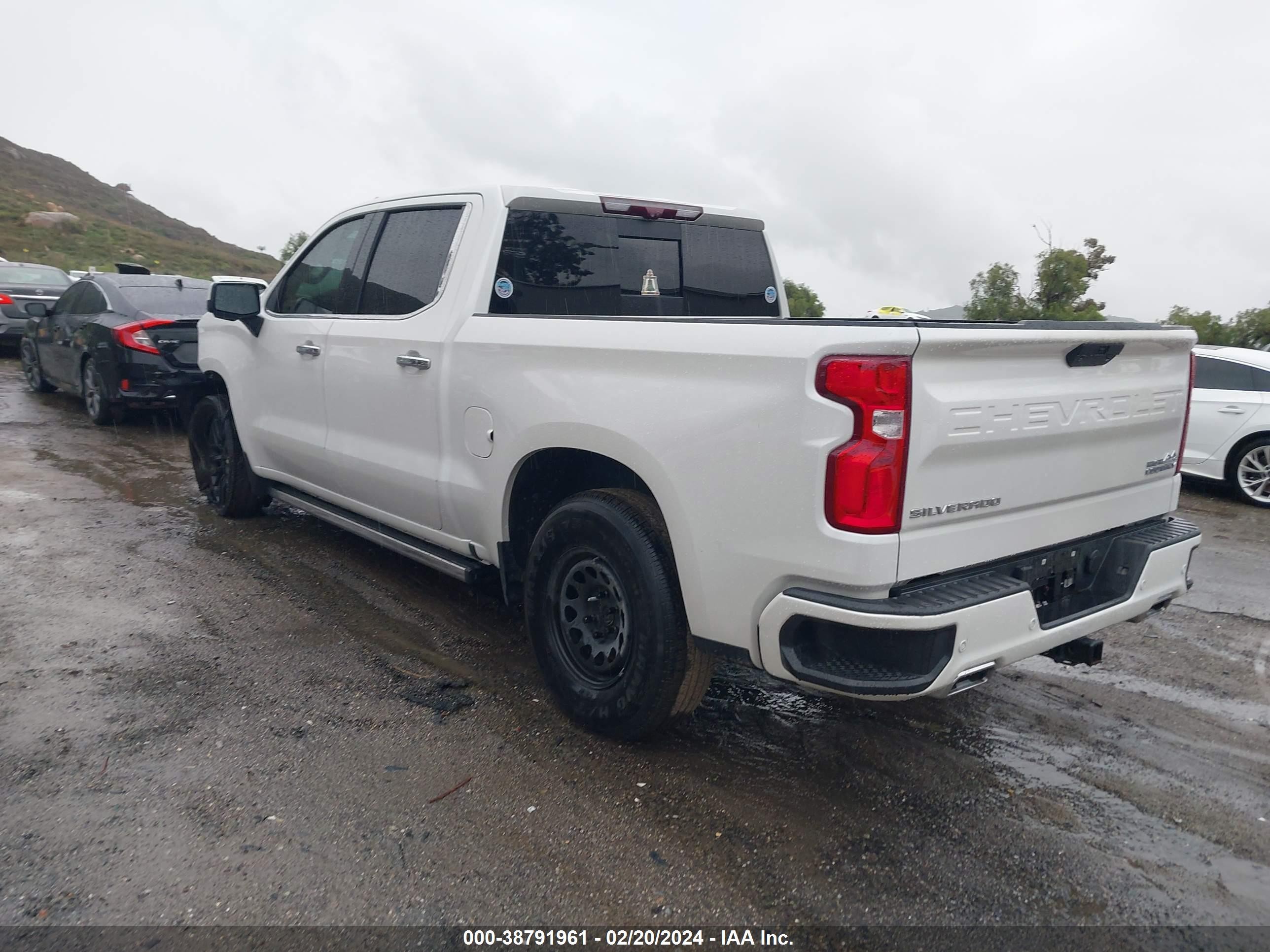 Photo 2 VIN: 3GCPWFET4MG202702 - CHEVROLET SILVERADO 