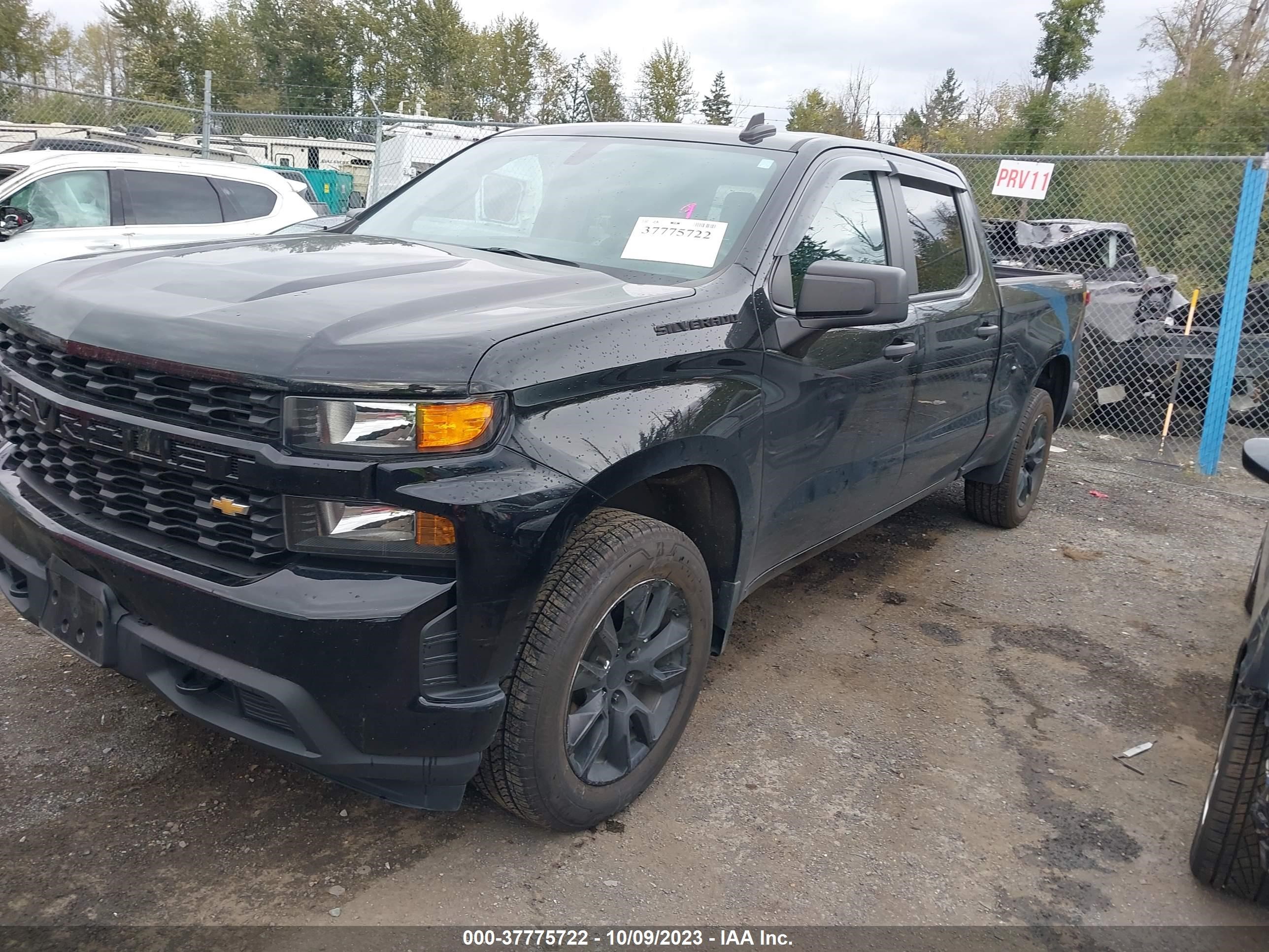 Photo 1 VIN: 3GCPYBEK5MG259324 - CHEVROLET SILVERADO 