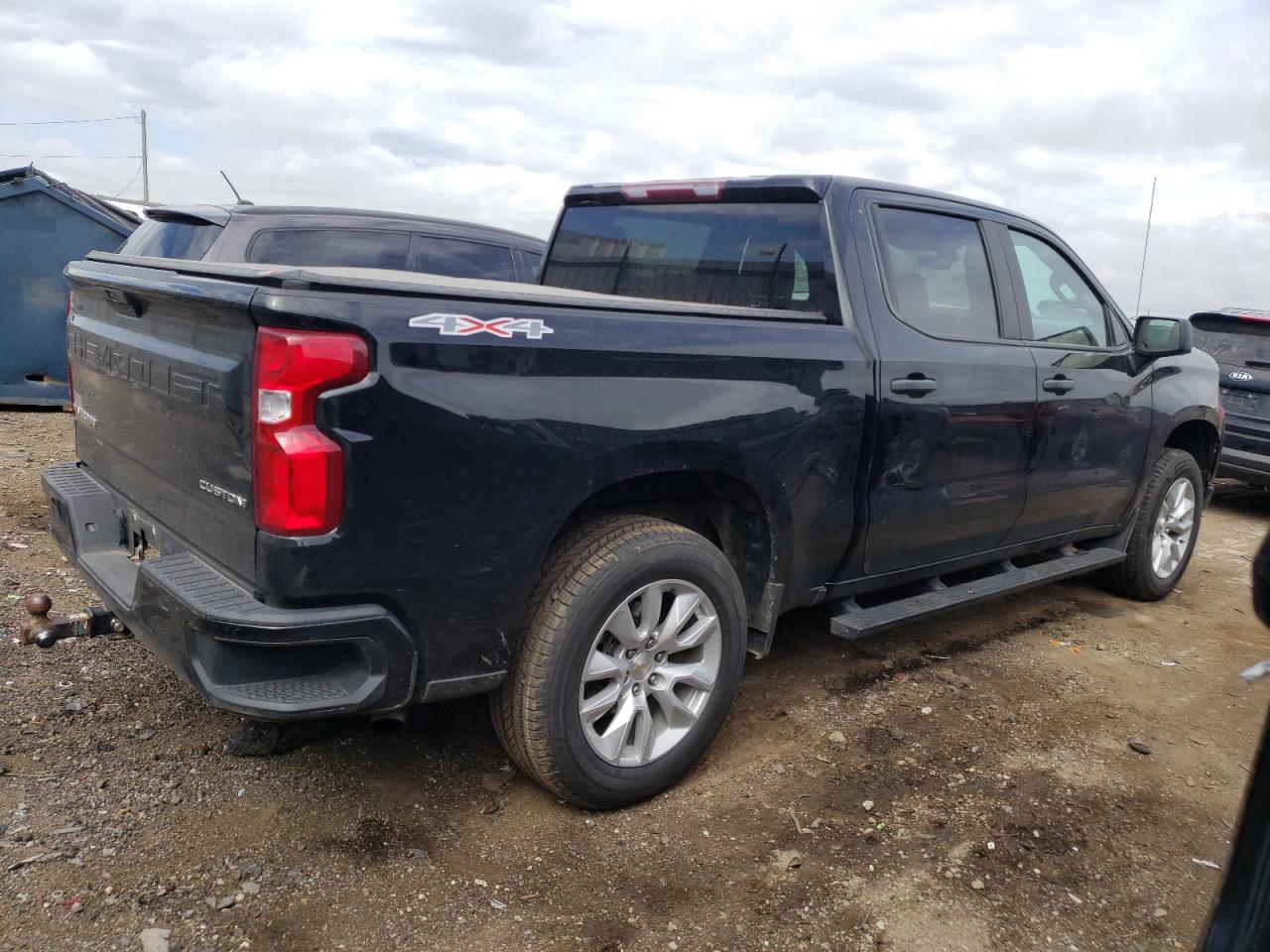 Photo 2 VIN: 3GCPYBEK9LG140013 - CHEVROLET SILVERADO 