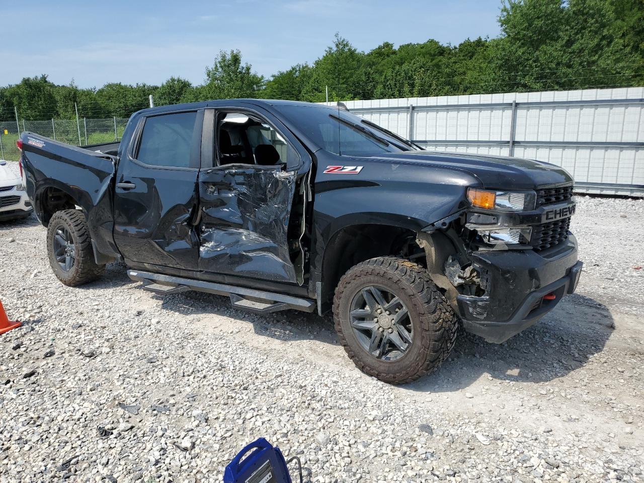 Photo 3 VIN: 3GCPYCEF4MG137773 - CHEVROLET SILVERADO 