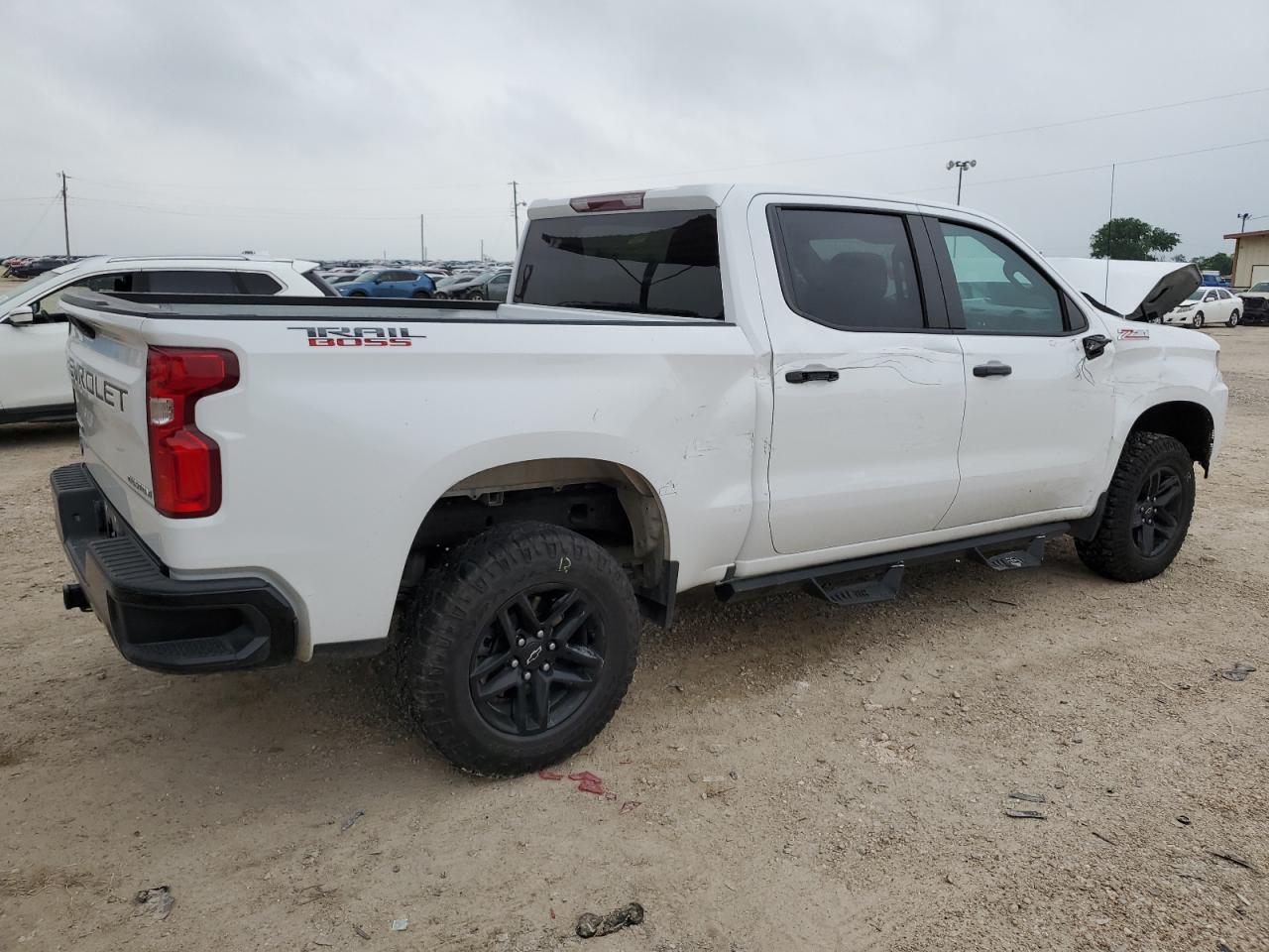 Photo 2 VIN: 3GCPYCEF9MG351173 - CHEVROLET SILVERADO 