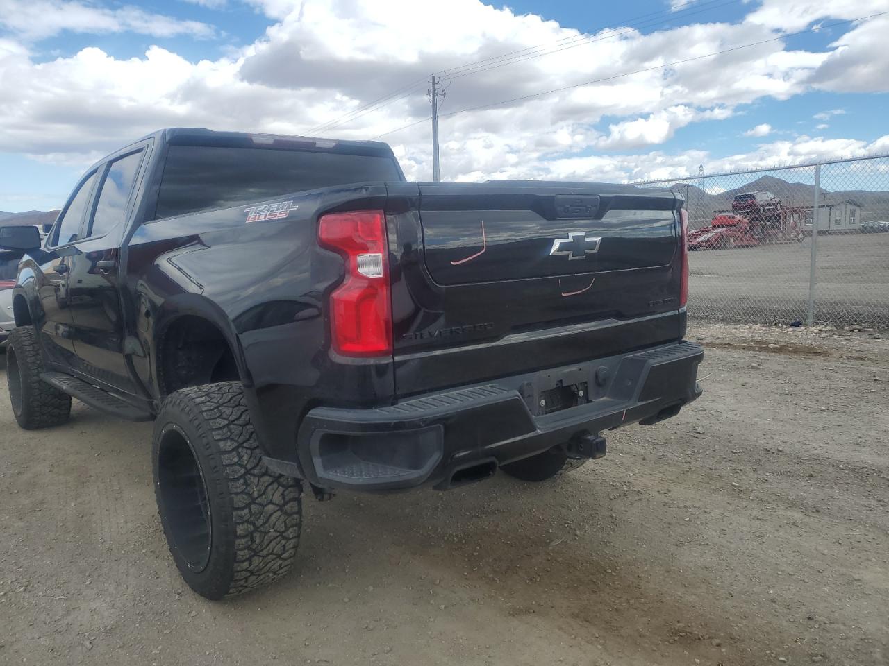 Photo 1 VIN: 3GCPYCEL3NG205536 - CHEVROLET SILVERADO 