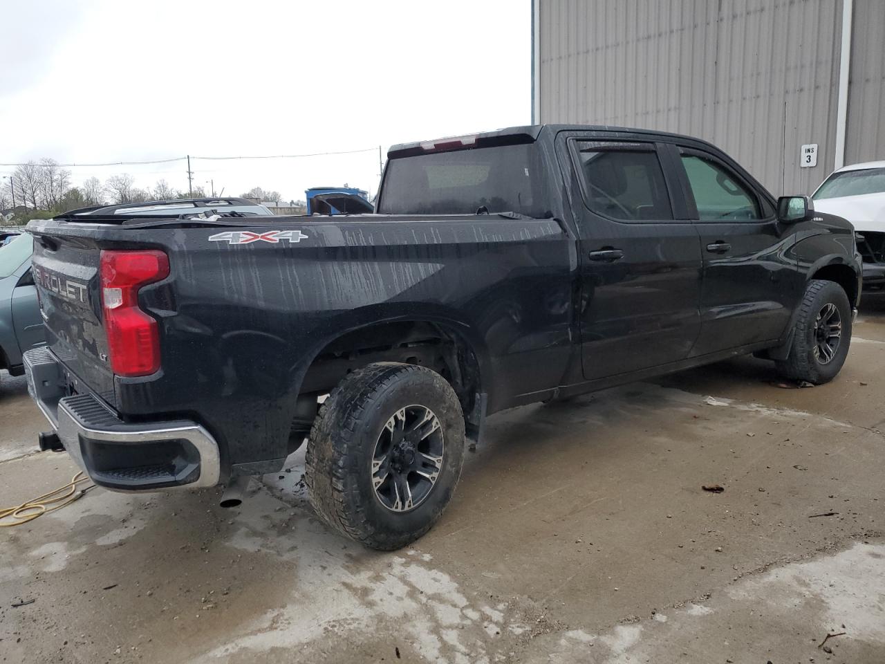 Photo 2 VIN: 3GCPYDEK8LG151211 - CHEVROLET SILVERADO 